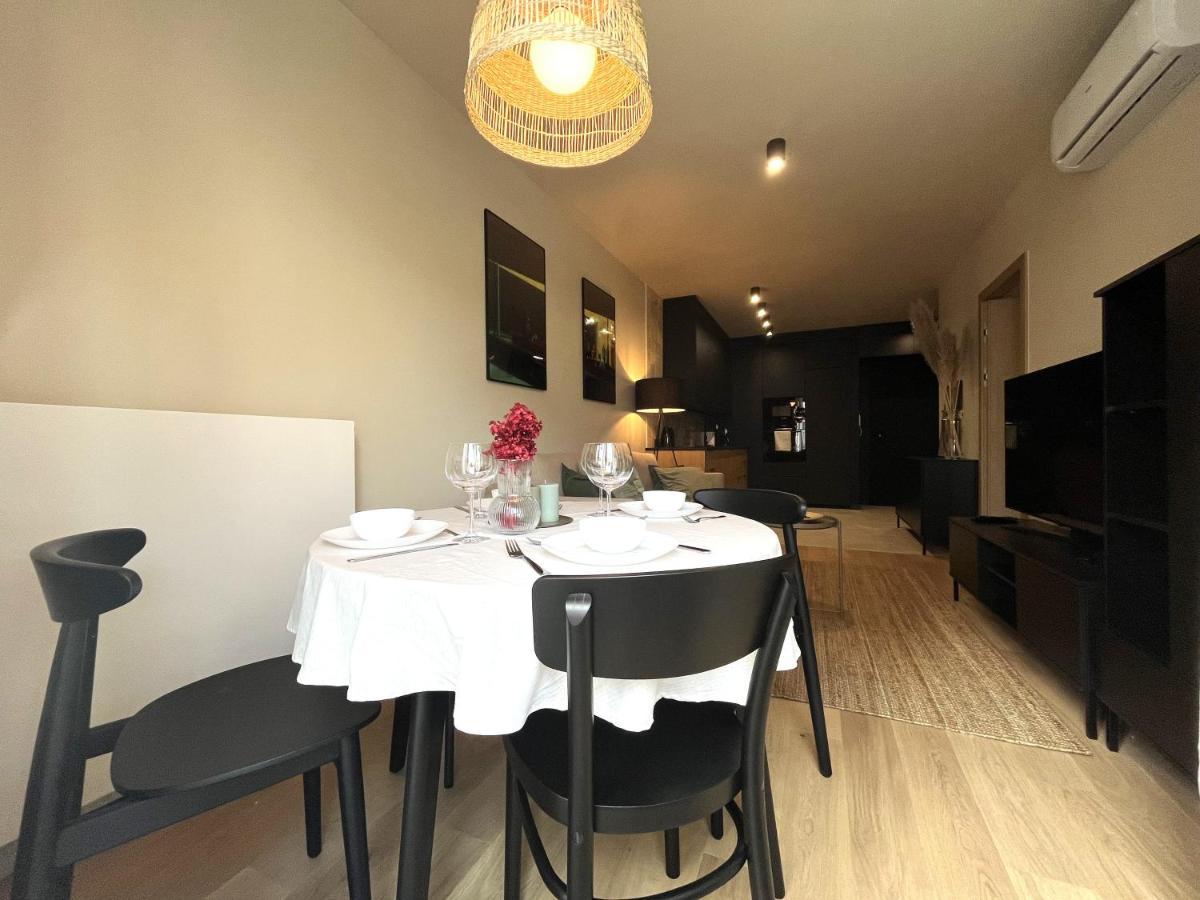 Wyszynskiego Apartment - Self Check-In 20H - Parking &Lift Wrocław Exteriör bild