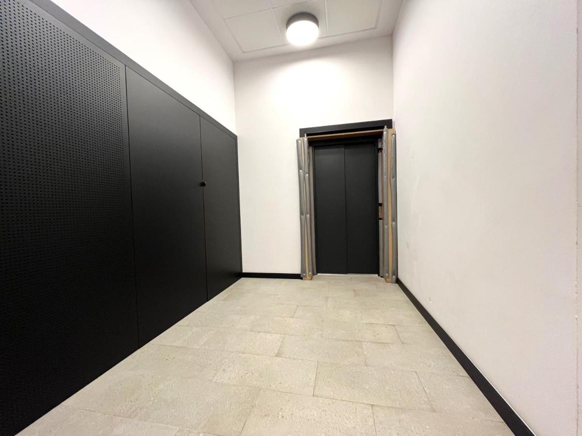 Wyszynskiego Apartment - Self Check-In 20H - Parking &Lift Wrocław Exteriör bild